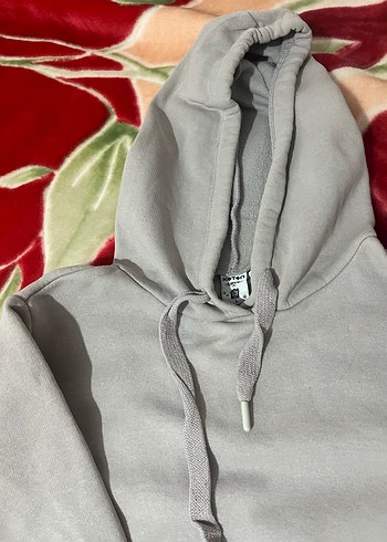 Gri Kapüşonlu Sweatshirt Baskılı - Görsel 4