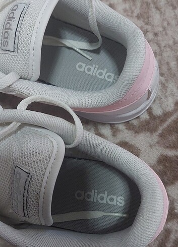 40 Beden beyaz Renk !!!SATILDI!!!Orijinal adidas