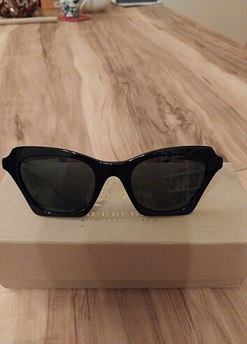 Burberry Burberry siyah güneş gözlüğü