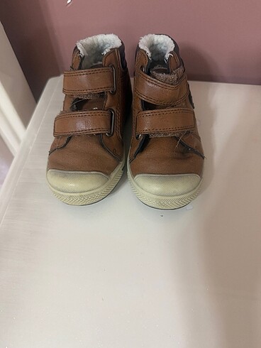 Erkek çocuk bot - Görsel 4