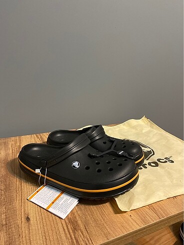 Crocs terlik