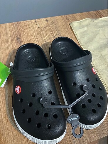 39 Beden Crocs terlik
