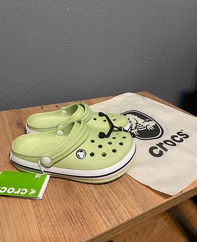 Crocs terlik