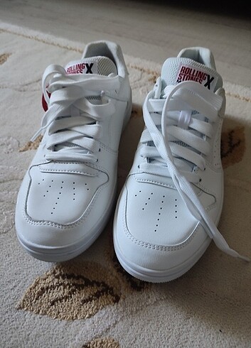 Skechers Orjinal Skechers 42 numara etiiketli sıfır bayan