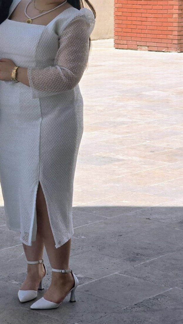 Dantel Detaylı Beyaz Uzun Nikah Elbisesi - Görsel 2