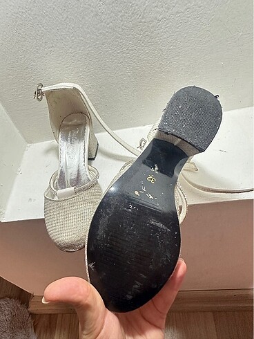32 Beden çeşitli Renk Kız topuklu sandalet