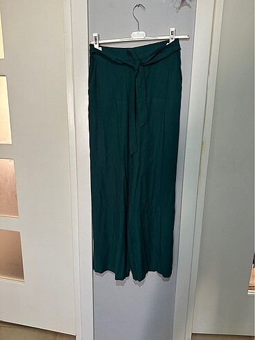 Yeşil pantolon