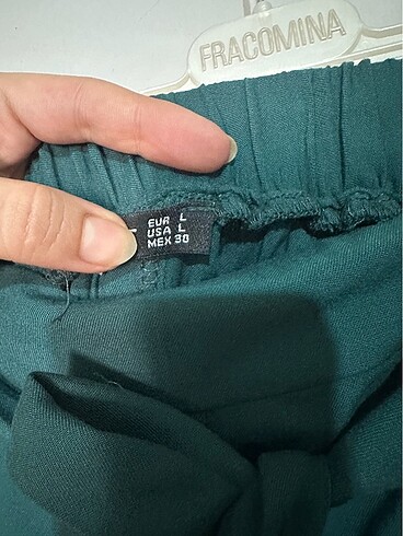 l Beden yeşil Renk Yeşil pantolon