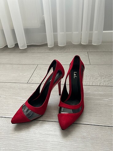 37 Beden Şeffaf detaylı süet stiletto 37 numara