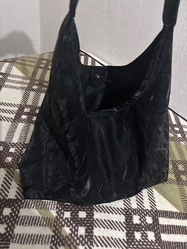 Kol çantası