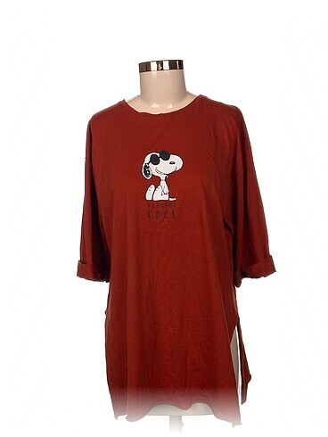 Diğer T-shirt %70 İndirimli.