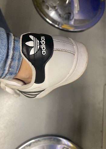 Orijinal Adidas süperstar  beyaz bağcıklı günlük ayakkabı - Görsel 7