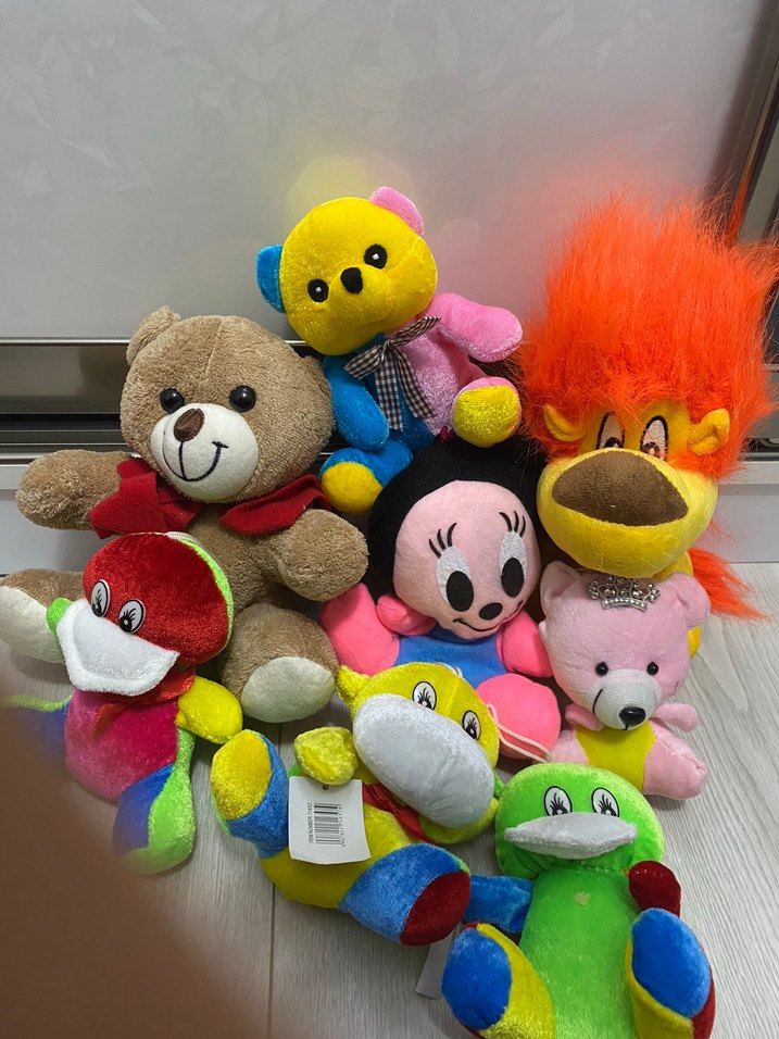 8 parça Renkli Çeşitli Peluş Oyuncaklar - Görsel 2