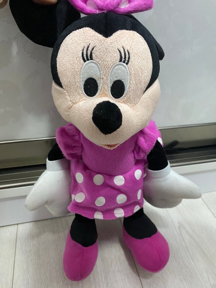 Pembe Minnie Mouse Peluş Oyuncak - Görsel 4