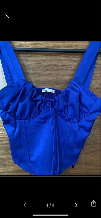 Saten Crop top