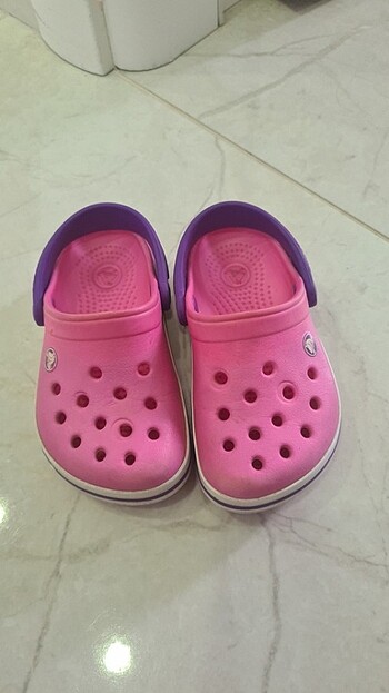 Crocs 6-7