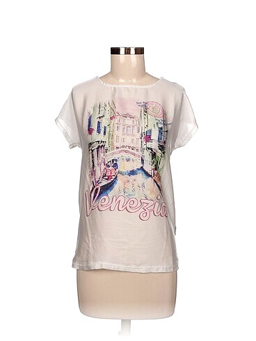 LC Waikiki T-shirt %70 İndirimli.