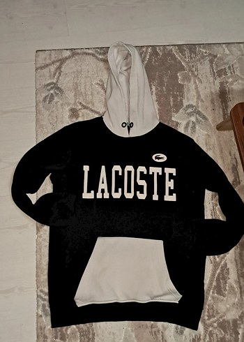 Lacoste m