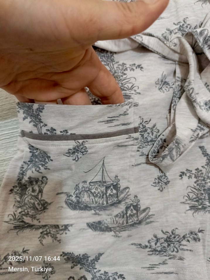 Bohem Tarz Gri Mini Desenli Kadın Sabahlık - Görsel 2