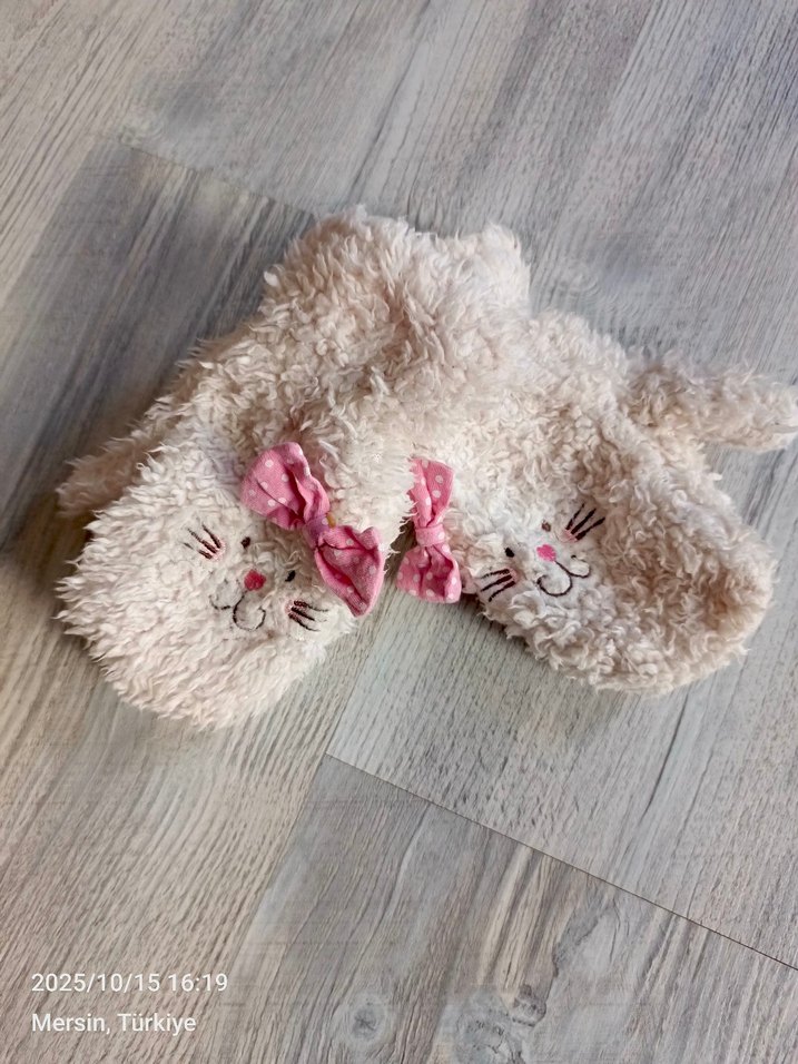 Kız Çocuk Beyaz Nakışlı Peluş eldiven - Görsel 2