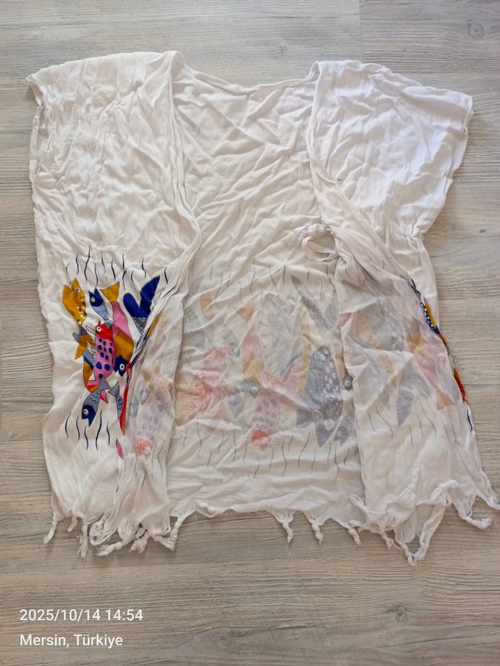 Renkli Balık Desenli Kısa Pareo - Görsel 2