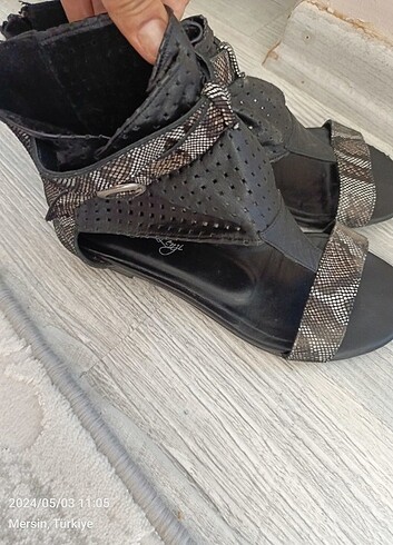 38 Beden siyah Renk Orjinal deri ayakkabı