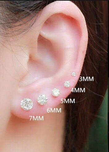 Diğer Gümüş Zirkon Tek Taşlı Küpe 5 mm