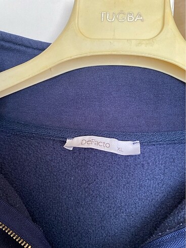 Defacto Sweatshirt