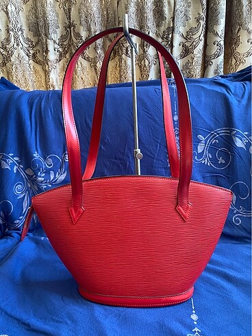 Beden Orjinal Louis Vuitton Epi saint quaches