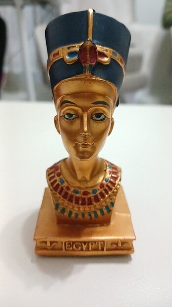 Nefertiti Heykeli 