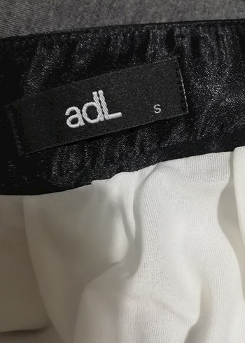 Siyah kiloş Uzun Gotik Etek - Görsel 2