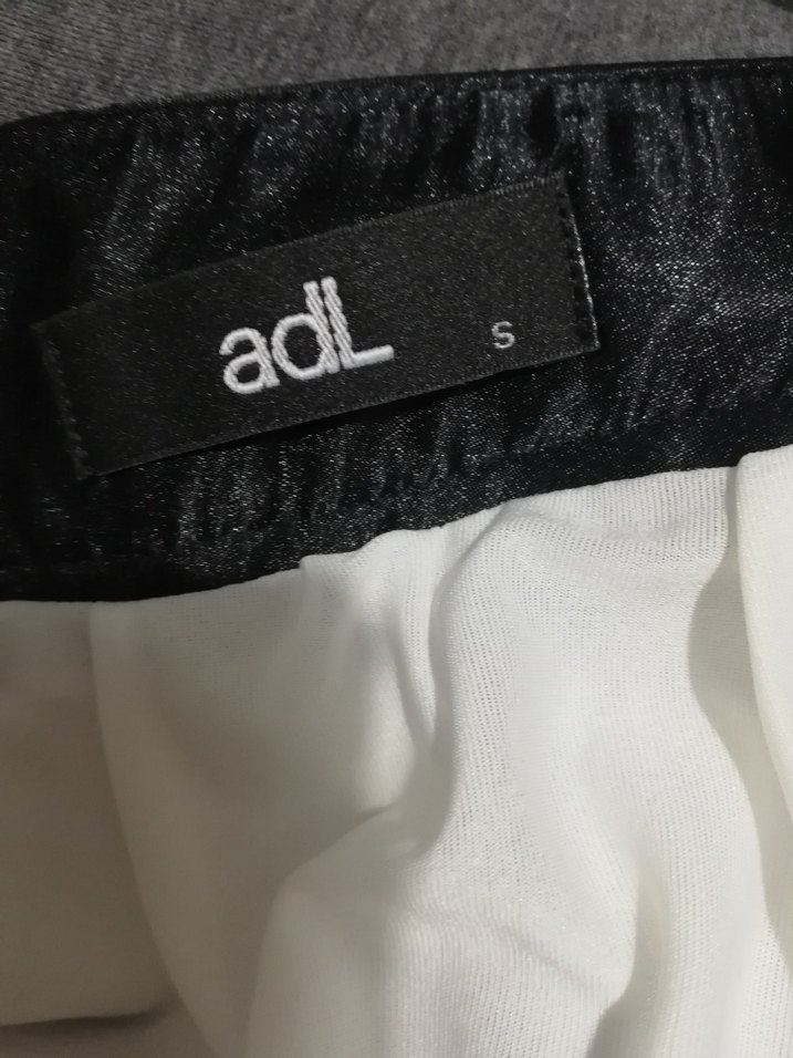 Siyah kiloş Uzun Gotik Etek - Görsel 2