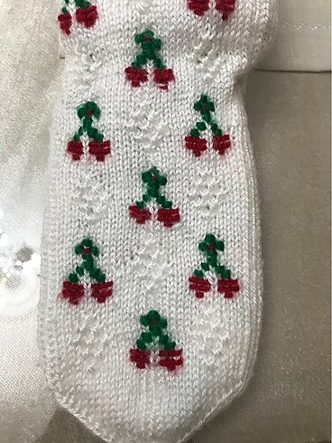 Diğer Kiraz desenli yün örgü patik çorap