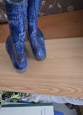39 Beden Kot pvc plastik jean mavi desenli çizme