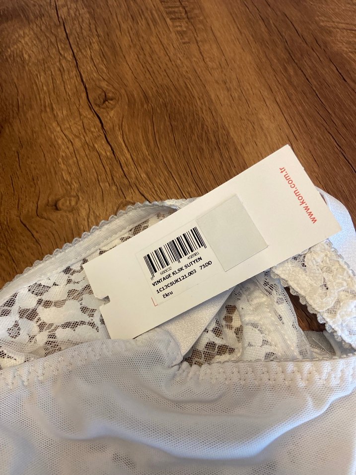 Beyaz Vintage Dantel Sütyen ve Külot Takımı - Görsel 5
