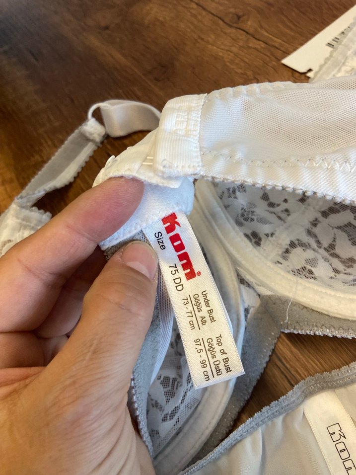 Beyaz Vintage Dantel Sütyen ve Külot Takımı - Görsel 4