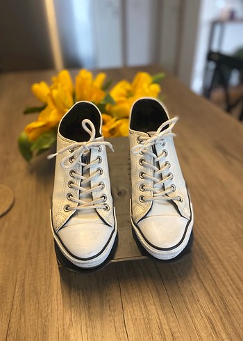 Converse 38