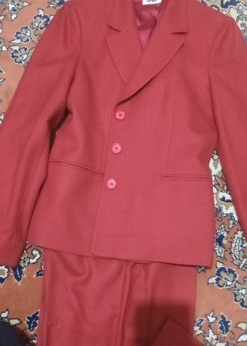 Kırmızı Kadın Uzun Ceketli Takım - Görsel 3