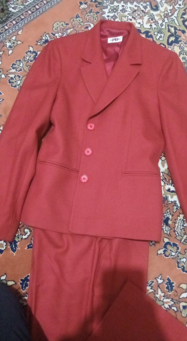 Kırmızı Kadın Uzun Ceketli Takım - Görsel 3