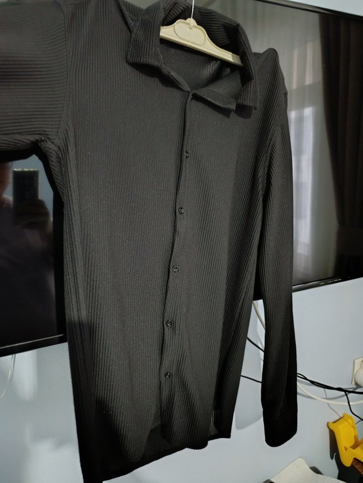 Düğmeli Siyah Kadın Uzun Kollu Gömlek - Görsel 2