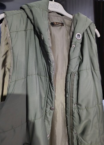 Kadın Haki Kapüşonlu Midi Yelek - Görsel 3