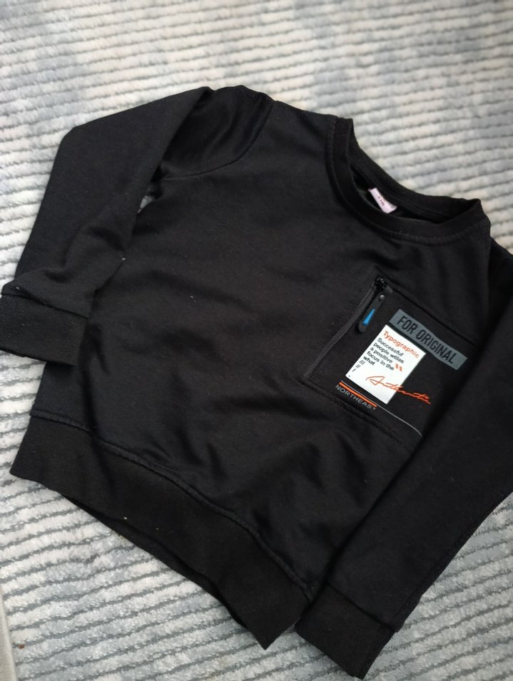 Erkek Çocuk Siyah Fermuarlı Sweatshirt - Görsel 2