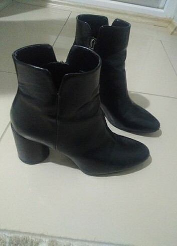 38 Beden Bershka marka bot