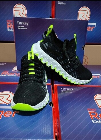 Yeni sezon şık rahat çocuk ayakkabısı