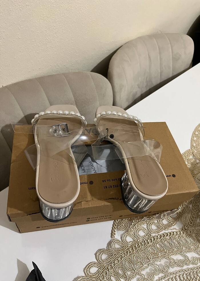 Şeffaf Kısa topuklu ayakkabı (incili) - Görsel 4