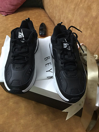 Nike tekno