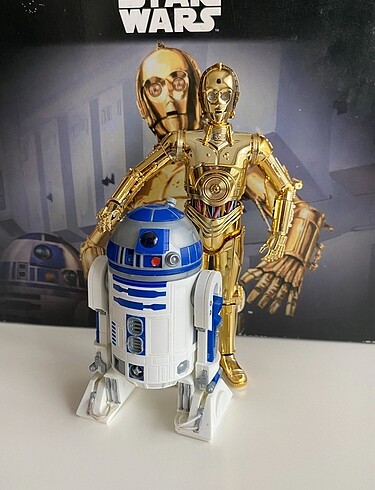 Bandai Model kit c3po ve r2