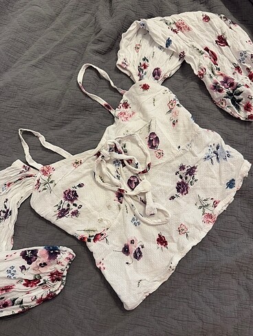Crop çiçekli bluz