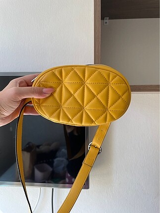 Stradivarius Bel Çantası