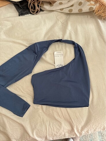 Dekolteli crop bluz